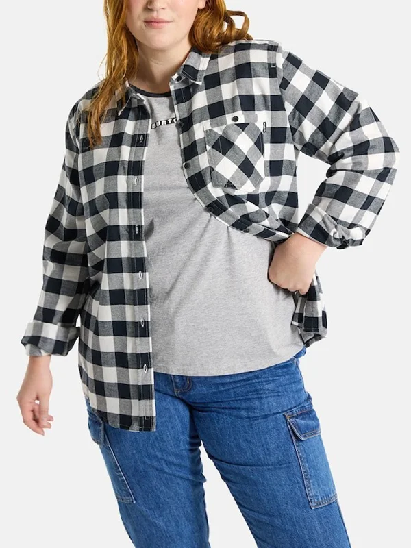 Favorite Flannel Long Sleeve Buttondown Shirt