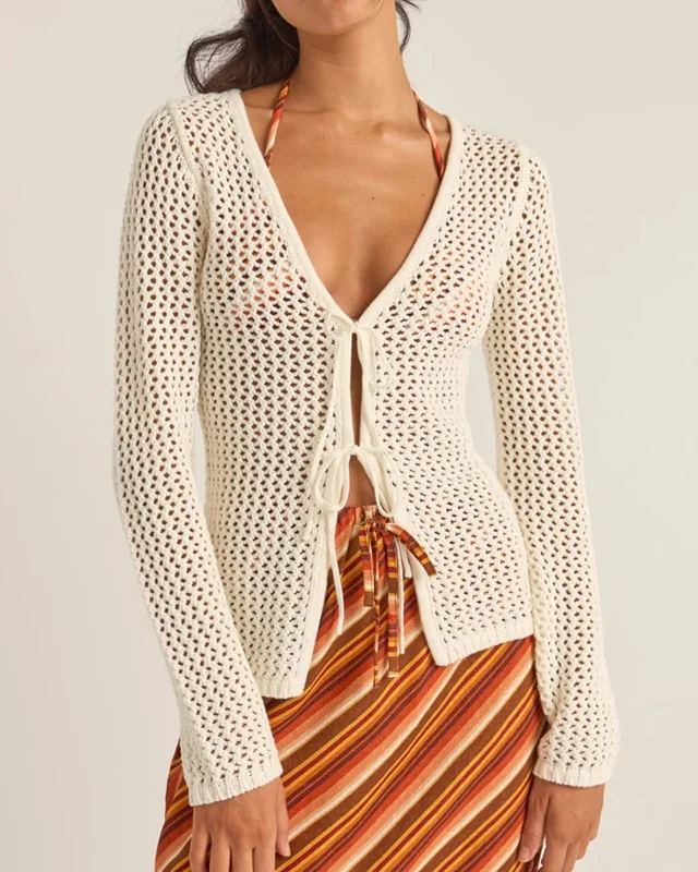 Seashell L/S Tie Front Top