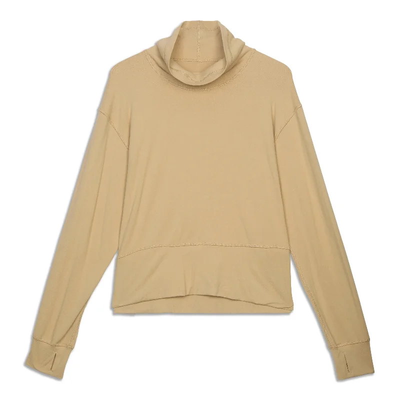 Ready to Rulu Pullover - Resale