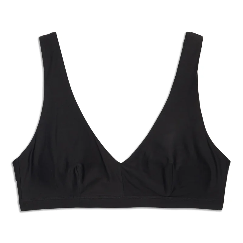 Waterside V Swim Top C/D - Resale