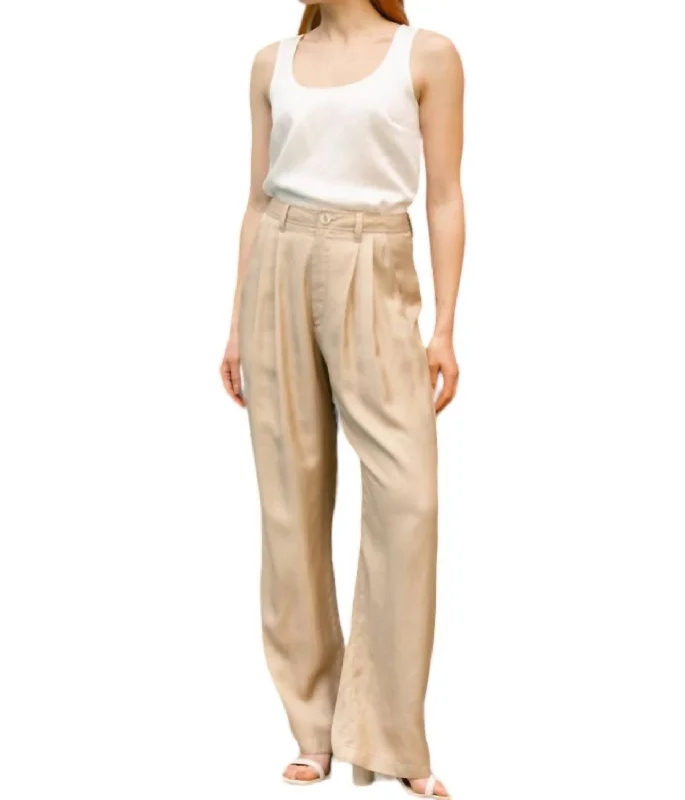 Stride Wide Leg Pants In Tan